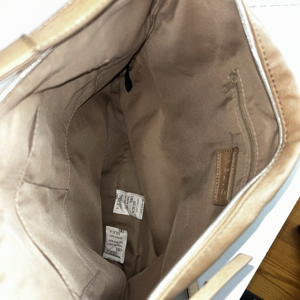 Relic‎ Tan Crossbody Bag - Picture 4 of 10